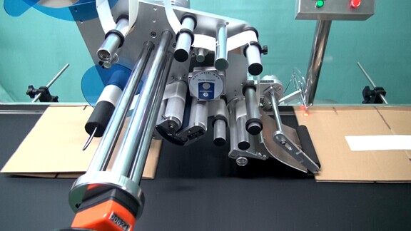 �N���^��